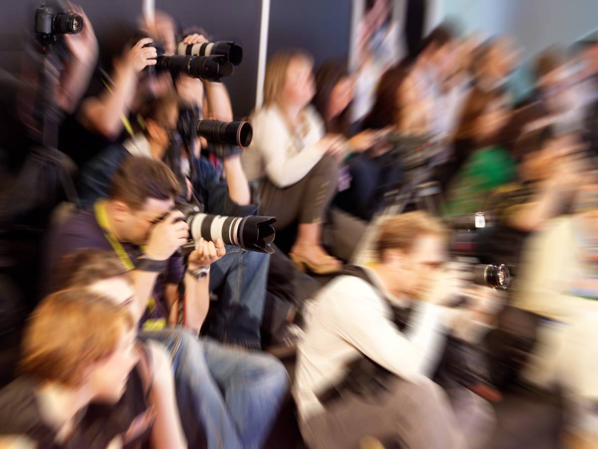 Paparazzi games to play on lives