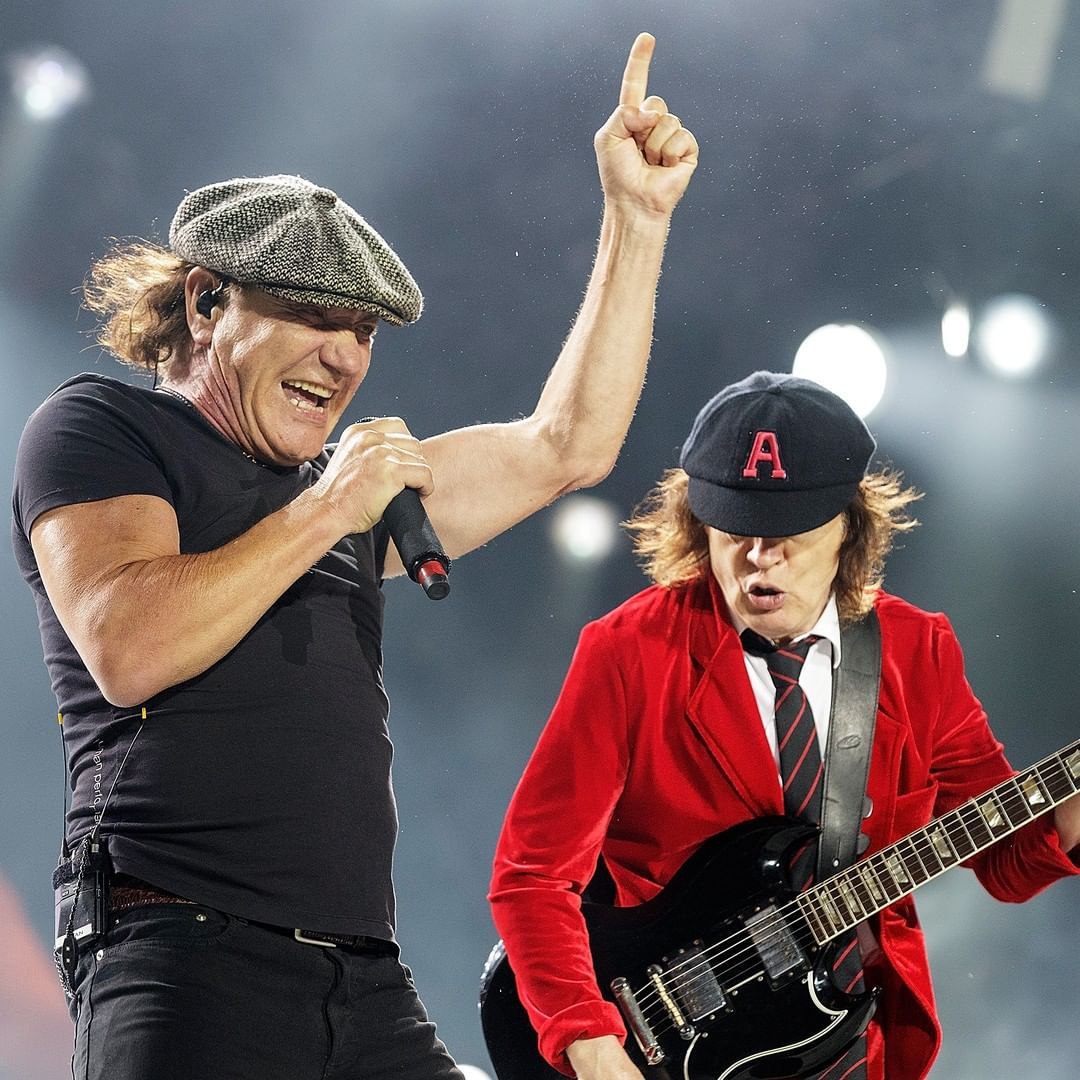 AC/DC: рок-волна, сшибающая все на своем пути – Радио Искатель